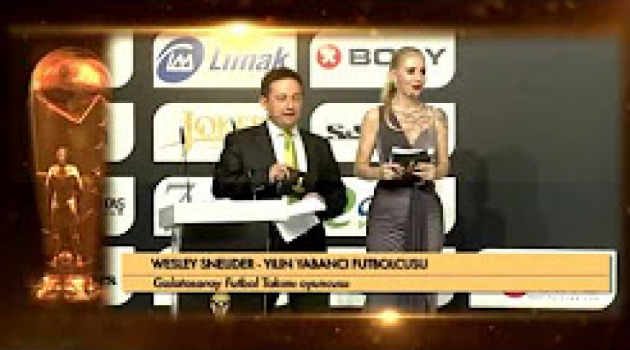 14.Türkiye Spor Adamları Ödülleri Yılın Yabancı Futbolcusu & Wesley Sneijder